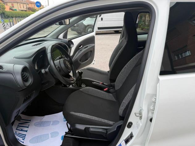TOYOTA - Aygo X - 1.0 VVT-i 72 CV 5p. Trend - Foto 6