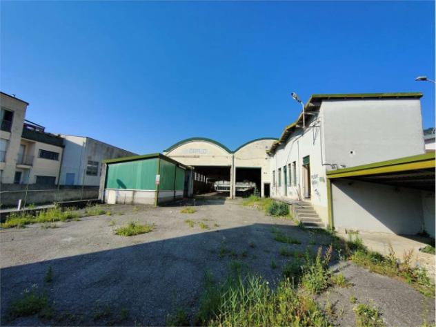 Immobile di 700 m² con 3 locali in vendita a Valgreghentino - Foto 3