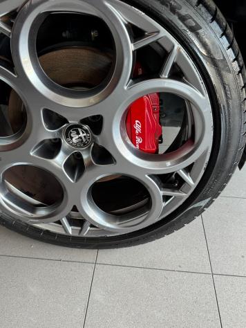 ALFA ROMEO TONALE 1.5 130 CV MHEV TCT7 FULL OPTIONAL - Foto 9