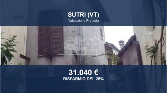 Immobile in asta di 105 m², box auto in vendita a Sutri