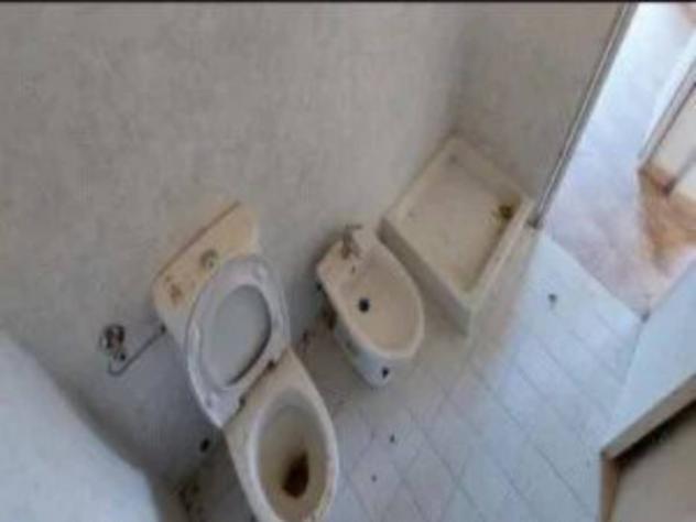 Immobile in asta di 53 m², box auto in vendita a Ventasso - Foto 8