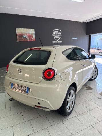 Alfa Romeo MiTo 1.4 78 CV 8V S&S Distinctive Sport Pack - Foto 4