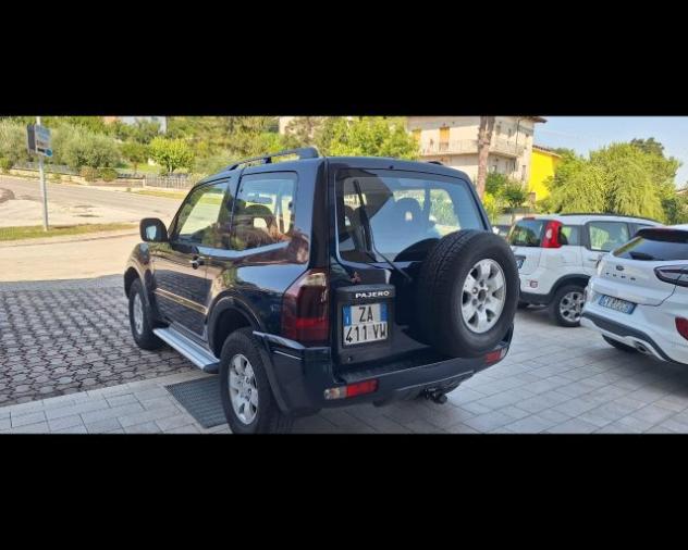 MITSUBISHI Pajero 3.2 16V DI-D 3p. GLX rif. 24001721 - Foto 5
