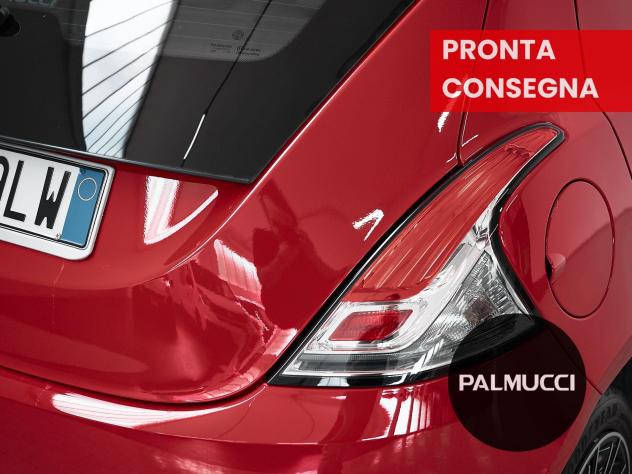 Lancia Ypsilon 1.0 FireFly 70cv Hybrid Silver Plus - Foto 8