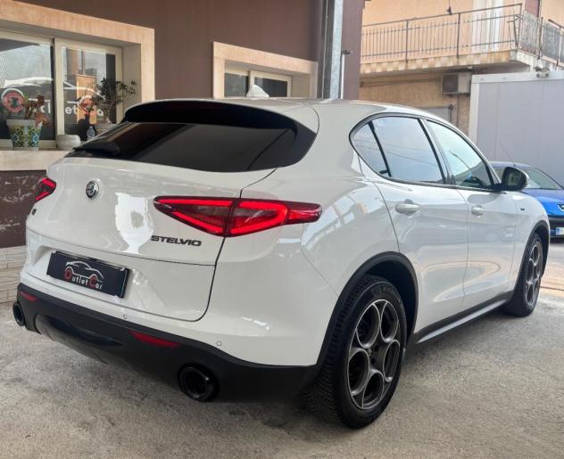 ALFA ROMEO - Stelvio - 2.2 T.diesel 190CV AT8 Q4 Sp.-T. - Foto 5