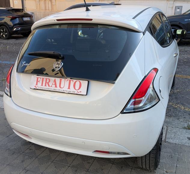 Lancia Ypsilon 1.3 MJT 16V 95 CV 5 porte S&S Silver - Foto 5
