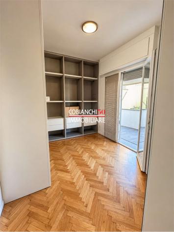 V000881 - ARIZZANO, TRILOCALE RISTRUTTURATO CON VISTA LAGO E BOX - Foto 13