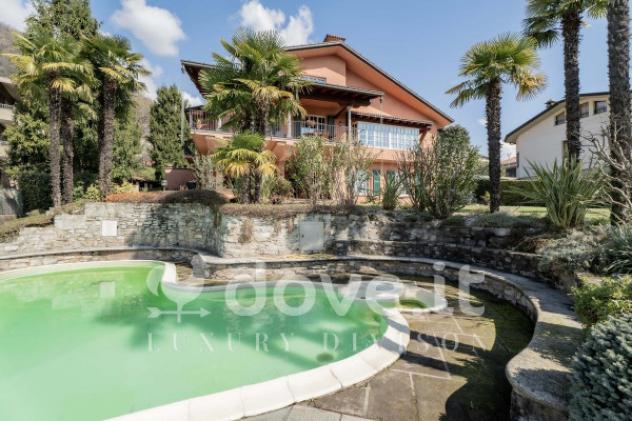 Villa di 462 m² con più di 5 locali e box auto in vendita a Cernobbio - Foto 2