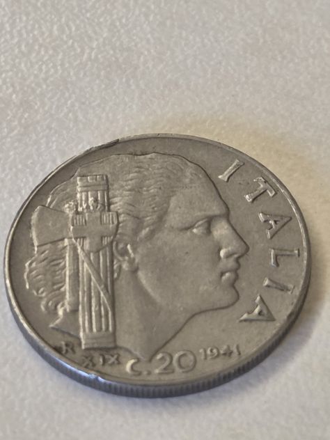 Numismatica, moneta da 20 centesimi di lire della repubblica italiana, del 1941.