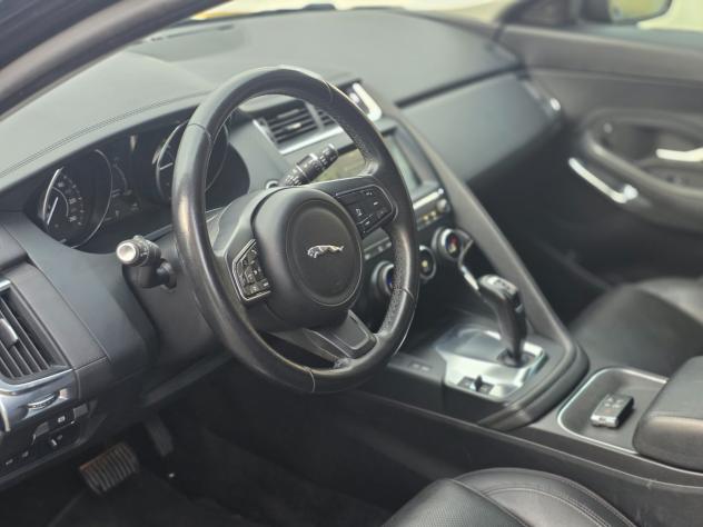 Jaguar E-Pace 2.0D 150 CV AWD aut. R-Dynamic HSE - Foto 8