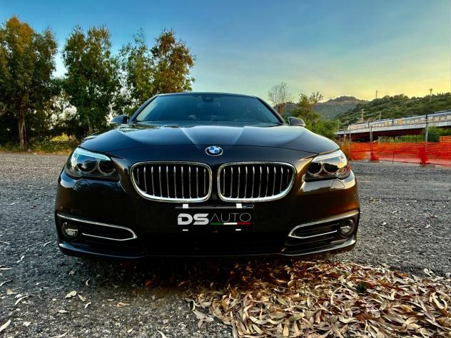 BMW 530d xDRIVE 258CV TOURING LUXURY - Foto 4