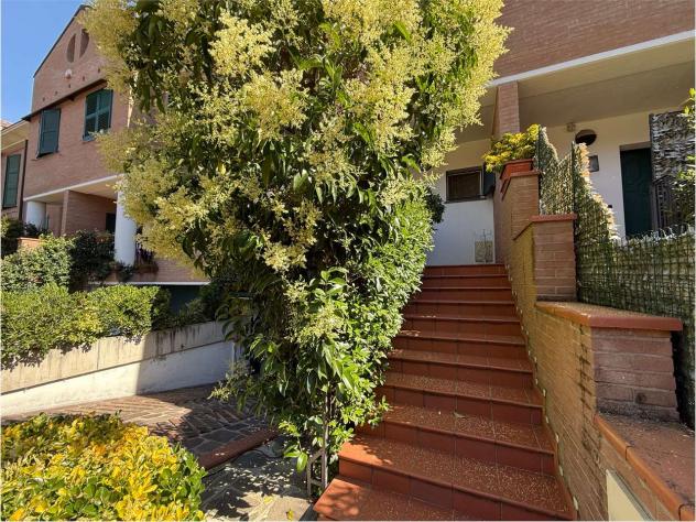 VA0310 - ???? CARPI SUD – MORBIDINA | ELEGANTE VILLETTA CENTRALE IN PIETRA FACCIA VISTA CON TAVERNA, GIARDINO E - Foto 2