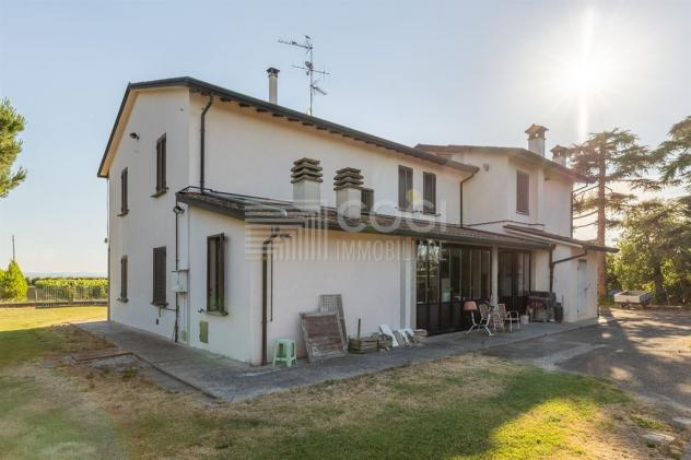 Bifamiliare con Giardino Privato e Ampi Spazi per Ogni Esigenza! - Foto 3