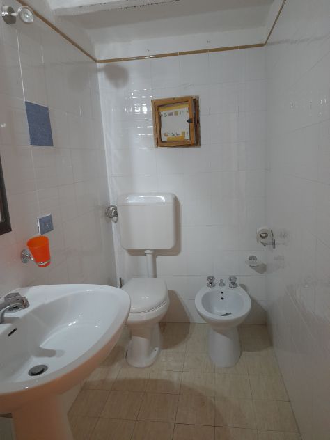 Stanza singola con bagno/doccia in camera per studenti/sse o tirocinanti - Foto 4