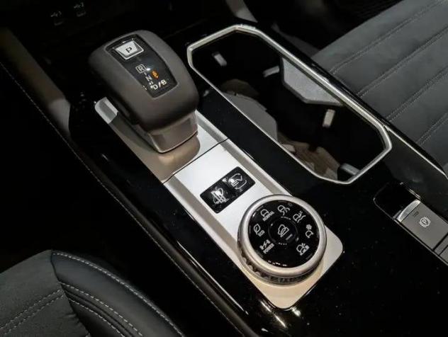 Mitsubishi Outlander PHEV 2.4L PHEV INTENSE oltre oneri finanziari - Foto 8