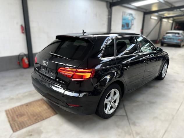 Audi A3 SPB 30 g-tron S tronic Business - Foto 4
