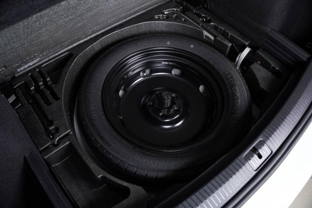 Volkswagen Tiguan 1.6 TDI R-Line Sport 115CV - Foto 8