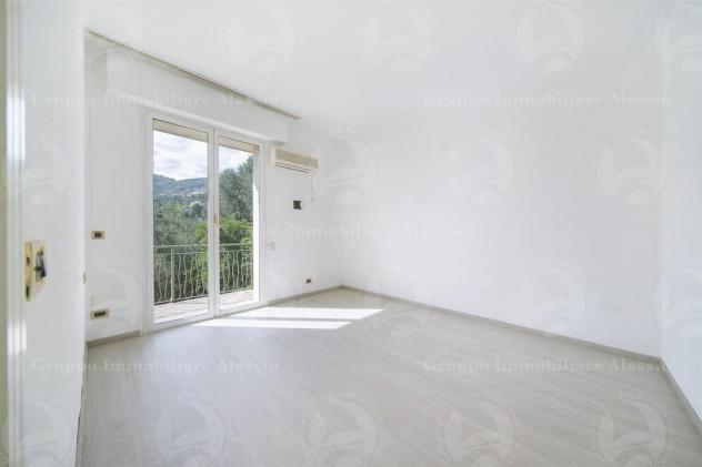Alassio, alloggio con grande terrazzo in primissima collina - Foto 4