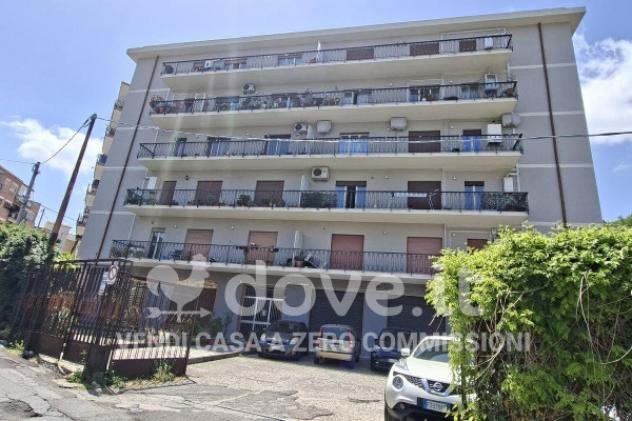 Appartamento di 108 m² con 3 locali e posto auto in vendita a Messina - Foto 2