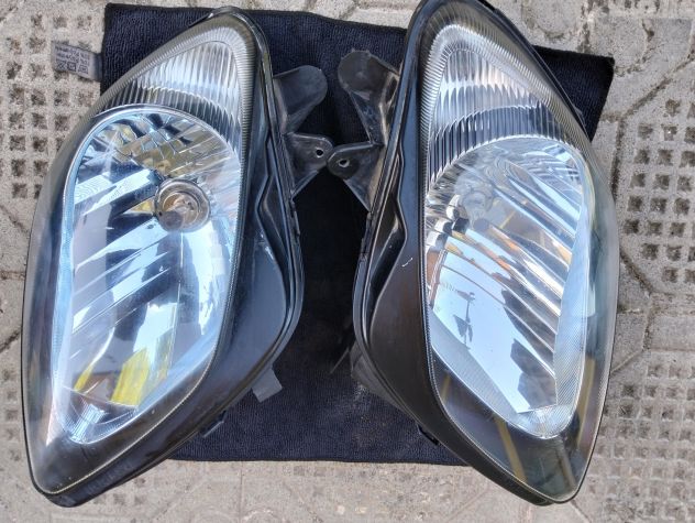COPPIA FARI - SUZUKI BURGMAN AN 650 EXCUTIVE 2002-2012