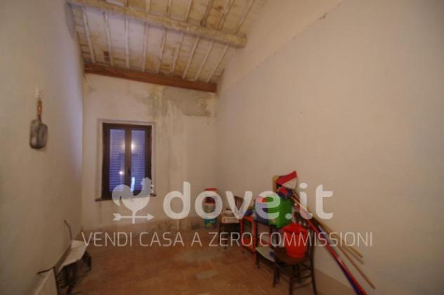 Rustico / Casale di 790 m² con più di 5 locali in vendita a Montepulciano - Foto 12