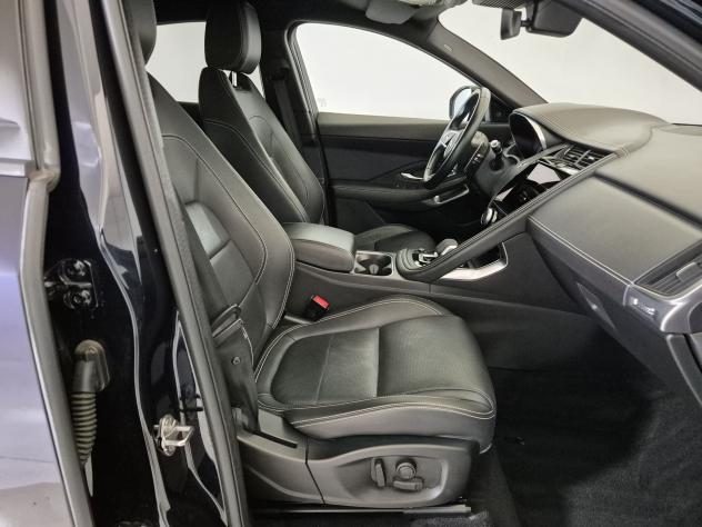 Jaguar E-Pace 2021 2.0d i4 mhev R-Dynamic awd 163cv auto - Foto 3