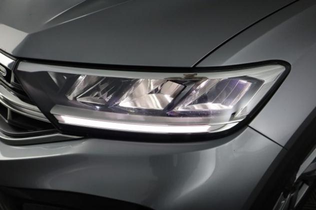 VOLKSWAGEN T-Roc T-Roc 1.5 TSI ACT DSG R-Line rif. 23824117 - Foto 9