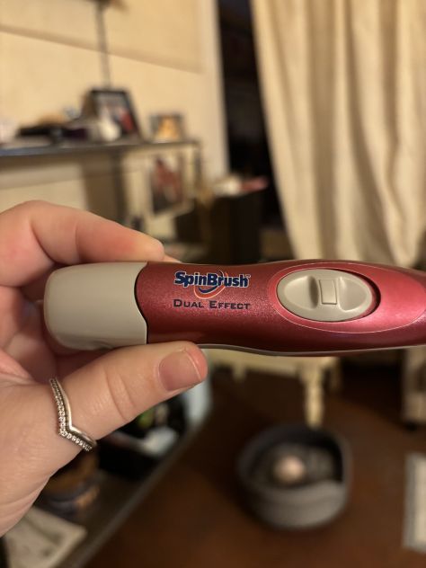 SPAZZOLINO ELETTRICO A BATTERIE COME NUOVO FUNZIONANTE MARCA SPINBUSH,DUAL EFFEC - Foto 9