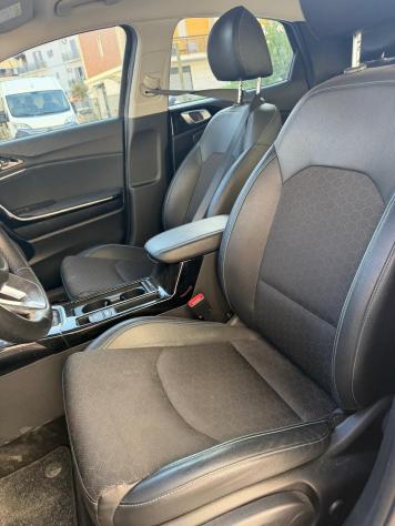 Kia XCeed 1.6 CRDi 136 CV MHEV DCT Business - Foto 10