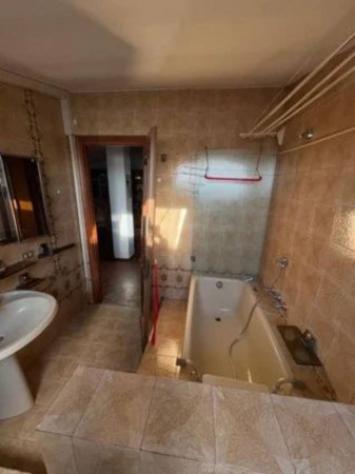 Immobile in asta di 181 m², box auto in vendita a Biella - Foto 17