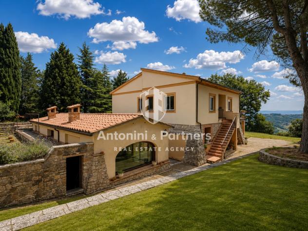Casale in vendita a San Venanzo