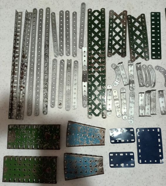 Lotto di componenti vintage per costruzioni meccaniche - Foto 3