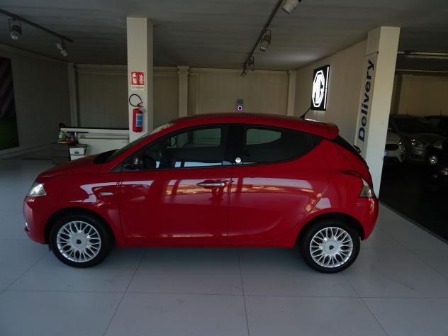 Lancia Ypsilon 1.2 69 CV 5 porte GPL Ecochic Silver - Foto 2