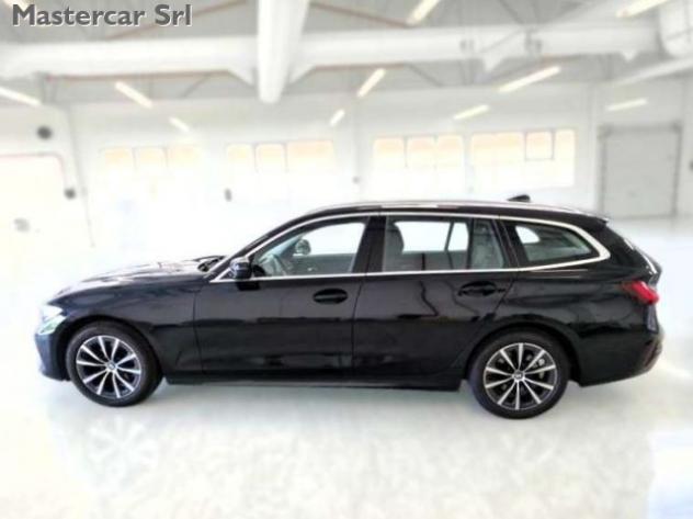 BMW 320 Serie 3 G21 Touring 320d Touring mhev 48V Sport A rif. 24125701 - Foto 5