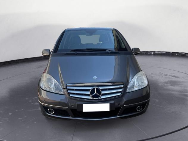 Mercedes-Benz Classe A A200 AVANTGARDE - 2.0 BENZINA 136CV - CAMBIO AUTOMATICO - NON RICONDIZIONATA - Foto 2