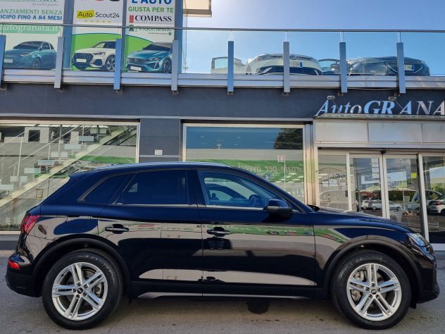 Audi Q5 35 TDI S tronic Business 163cv - Foto 2