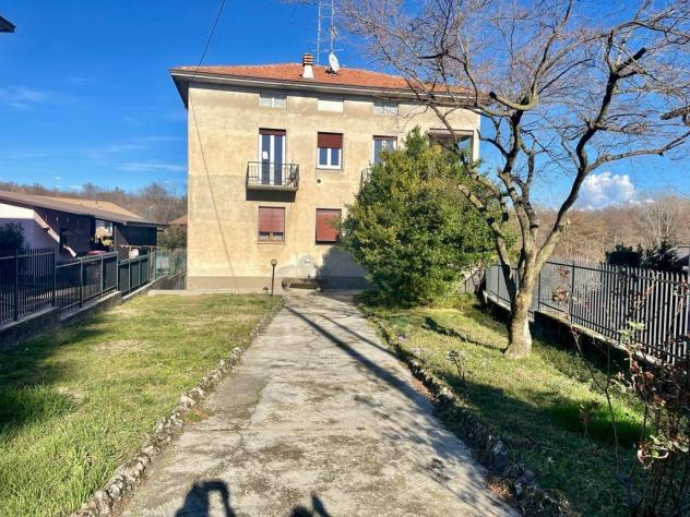 smr110 - in casa singola quadrifamigliare, ampio quadrilocale doppio box, giardino e solaio uso ripostiglio - Foto 3