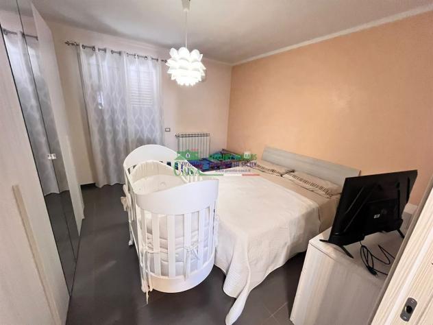 Rif: 2762 - COMISO – Appartamento rifinito su due livelli con ampia veranda e garage, zona Carabinieri - Foto 12