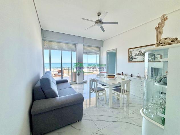 APPARTAMENTO CON TERRAZZO FRONTE MARE – MARINA DI RAGUSA - Foto 2