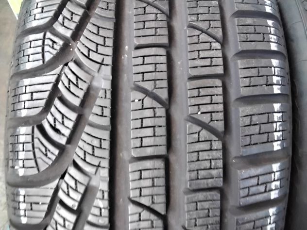 4 gomme usate pirelli 215 45 18 93v invernali
