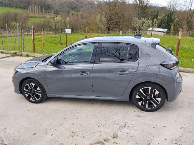 Peugeot 208 1.2 PureTech 100 CV Allure - 2025 - 24.000 KM - Foto 4