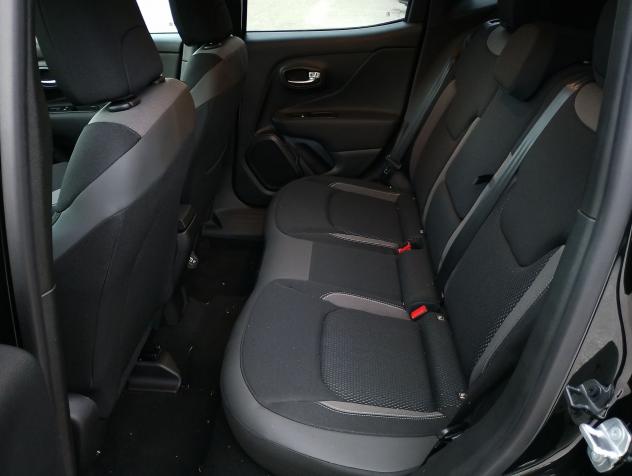 Jeep Renegade Renegade 1.3 T4 190CV PHEV 4xe AT6 Limited - Foto 4