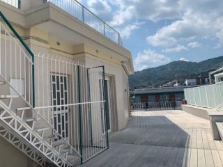 Attico in affitto a Alassio