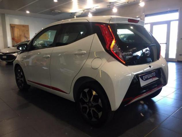 Toyota Aygo 1.0 VVT-i 69 CV 5 porte x-play TTS - Foto 4
