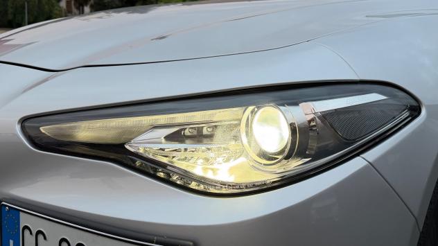 ALFA ROMEO GIULIA 2.2 TURBODIESEL EXECUTIVE AT8 190CV - FULL LED, PELLE, CAR PLAY - Foto 4