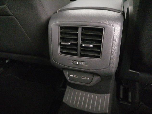 Volkswagen T-Roc 1.0 tsi Style 110cv - Foto 10