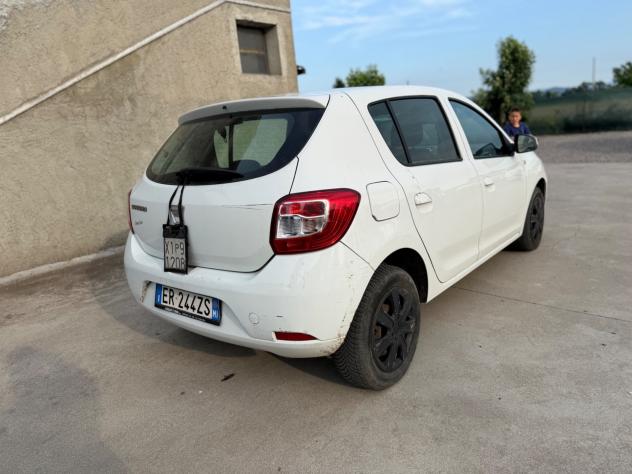 Dacia Sandero 1.2 GPL 75CV Laurte - Foto 6