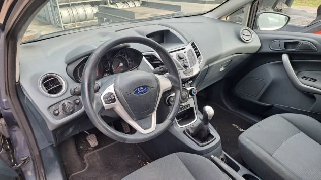 Ricambi vari Ford Fiesta 1.2 benzina del 2011 - Foto 8