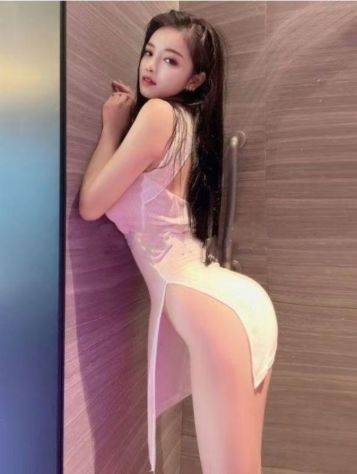 NOVITÃ... ASSOLUTA...😈PICCOLINA GHEISCIA ORIENTALE BELLISSIMA... AMBIENTE RISERVATO, E PULITO...COMPLETA Tel:3511877926