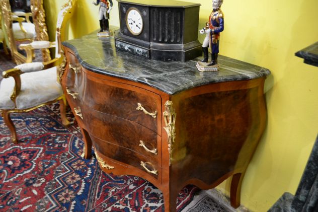 Comò bombato a tre cassetti stile Luigi XV cm. 123 - Foto 6